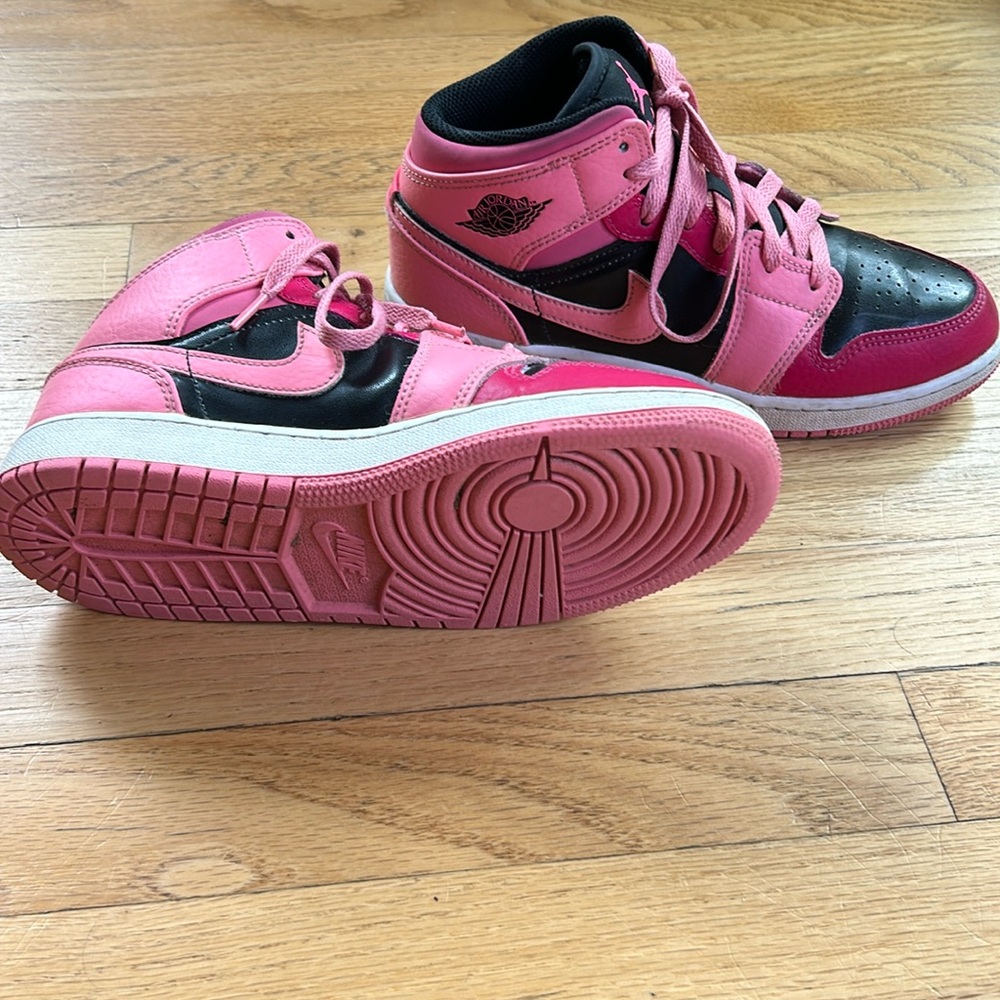 Air Jordan 1 Medium